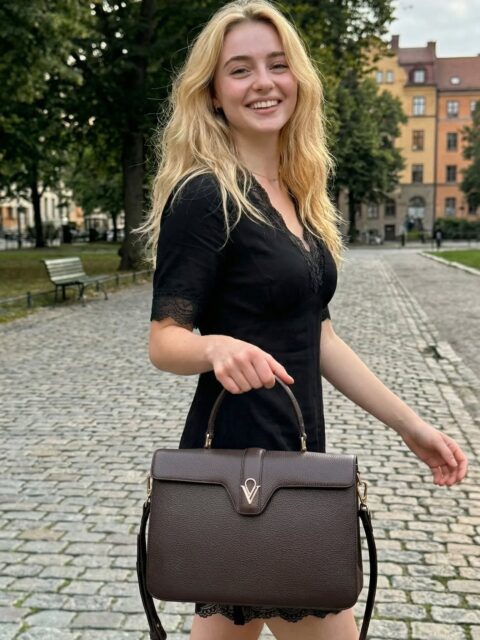 Veloriavault ✨Donna tote bag.🖤💰

#VeloriaVaultbags#totebag#luxurylifestyle#designertote